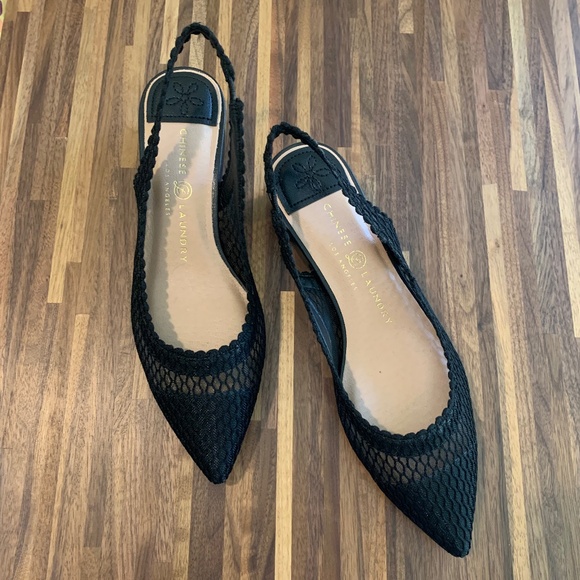 Chinese Laundry "Mango" Pointed Toe Slingback - Picture 9 of 9